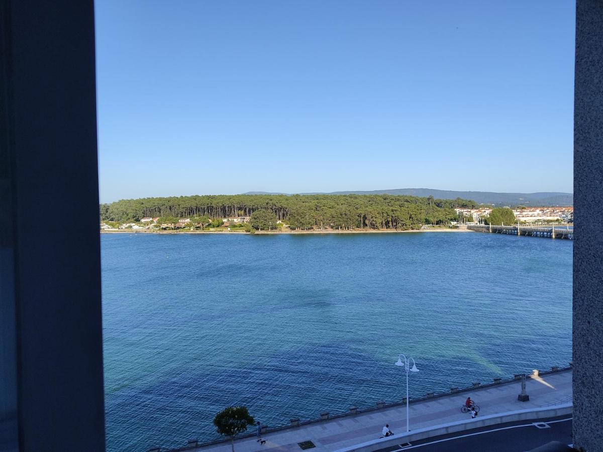 O Grove Centro Con Vistas A La Toja Parking Lägenhet Exteriör bild